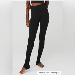 ALO Yoga Goddess Leggings, size Small, Black